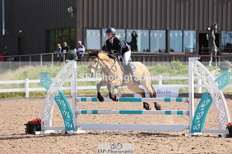 240629A-094047-03773 - Cls 17 Discovery and 90cm Open