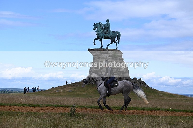 DSC_8397 - Time at Statue 13:52 to 14:33