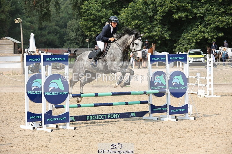250816A-110217-00937 - Cls 3 Snr British Novice