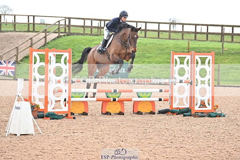 240405A-082933-00137 - Cls 1 Snr 1.05m & 1.10m