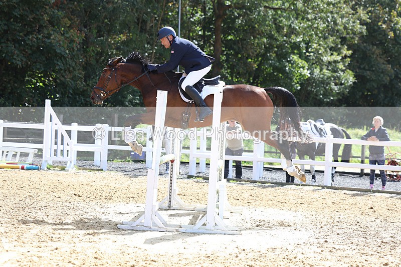 3E7A9393 - Class 9: Senior British Novice/90cm open