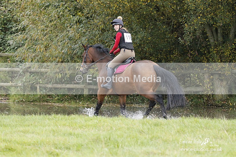  WWHT 171021 2324 - Novice Pairs (0.80m)  17/10/21