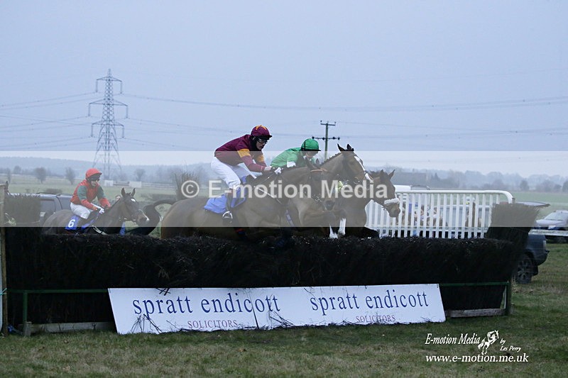 PtP 230122 847 - Cocklebarrow Races - Heythrop Hunt - 23/01/22