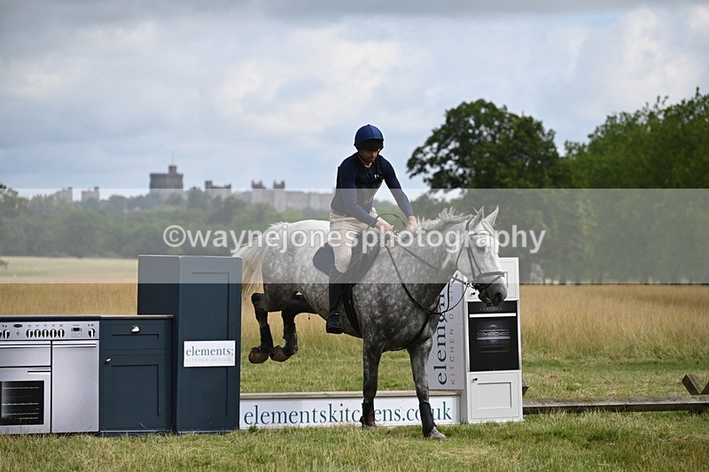 WJ6_1976 - Time at Jump 09:23 to 11:05