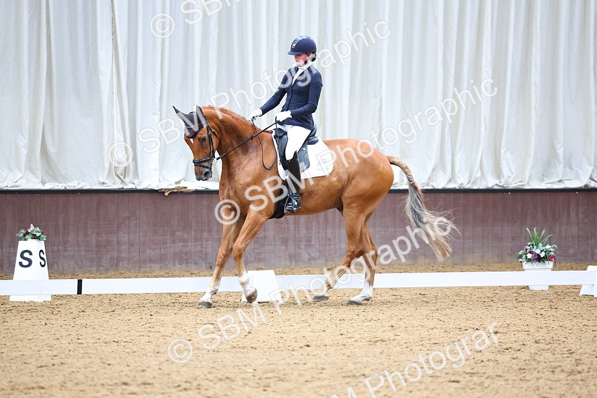 SBM_006443 - Class 5 - novice 6 - 12.04-13.07