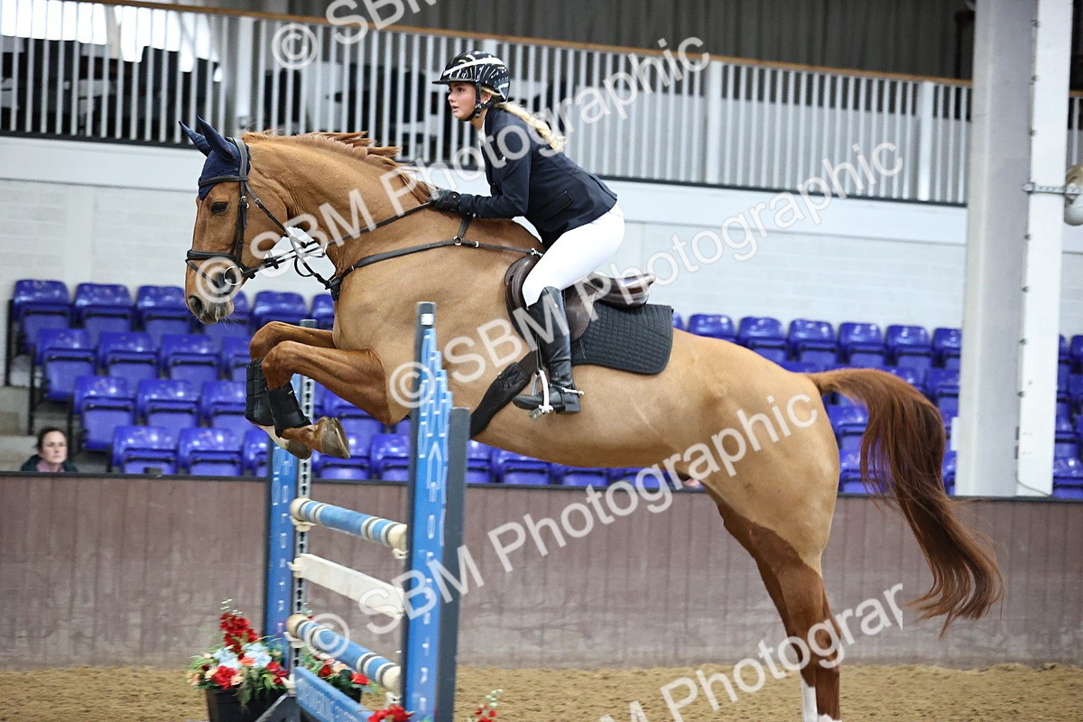 SBM_001673 - Class 4 - Senior Newcomers - 1.10m Open