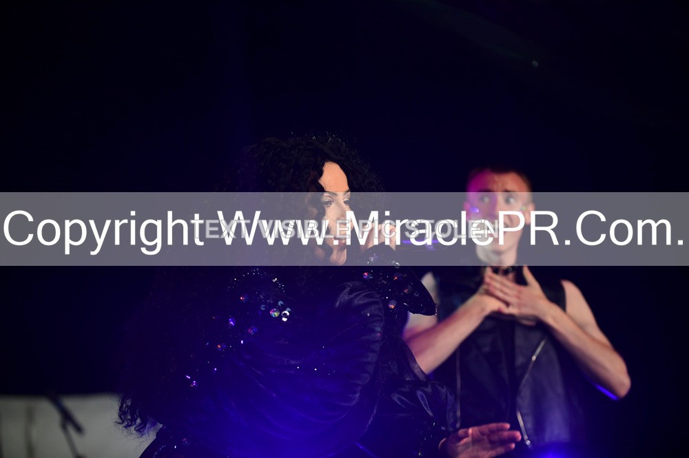 SH4_5923 - The Cher Experience