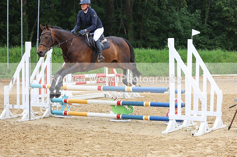 3E7A5592 - Class 4: Senior British Novice/90cm open