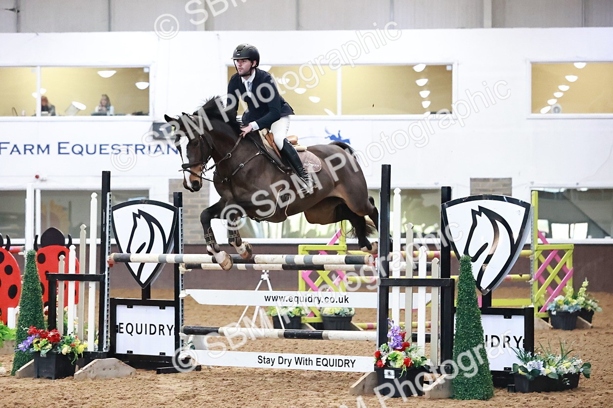 SBM_003037 - Class 11 - Senior Foxhunter 1.20m
