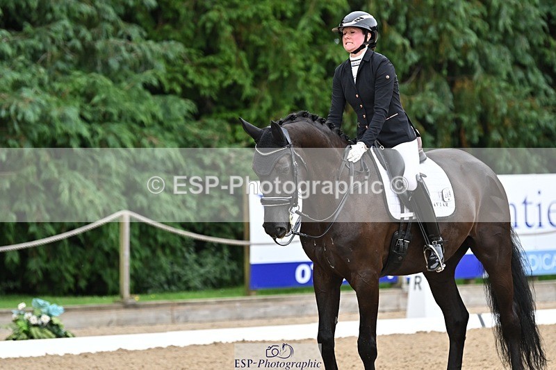 240810-104238-02514 - 209-Jess.Ralton-Newton.Freezeframe