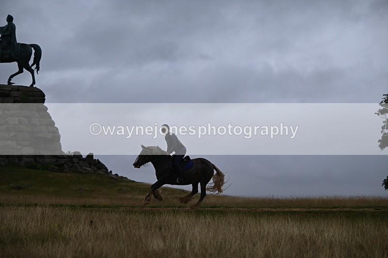 DSC_3300 - Time at Statue 12:59 to 13:49