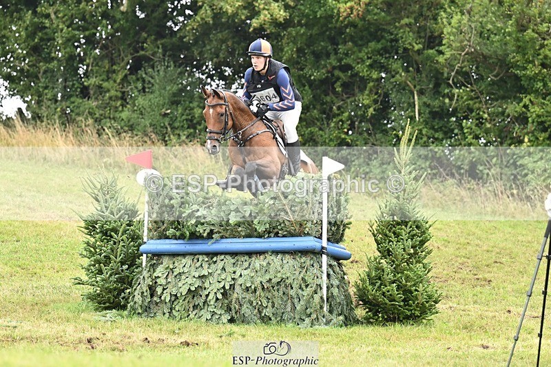 250831-113053-07793 - M-604-Oliver.Lear