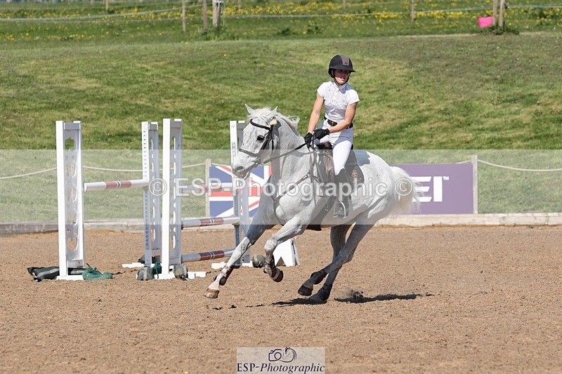 250430-152240-01373 - Cls 6 Foxhunter and 1.20m Open