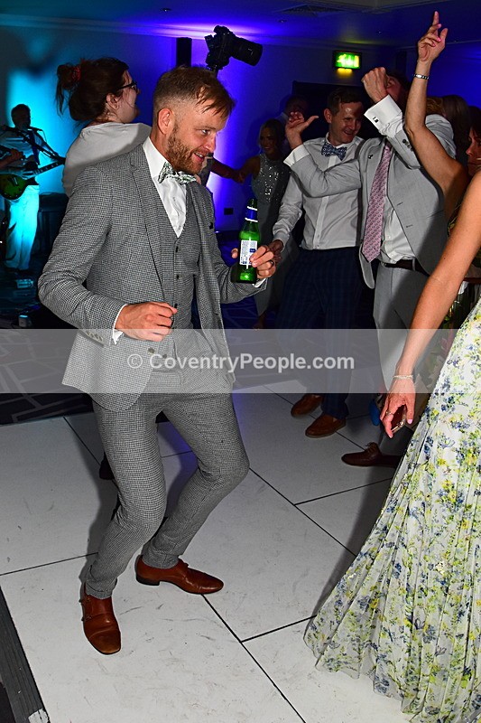 CON-2112 - Toni & Liam