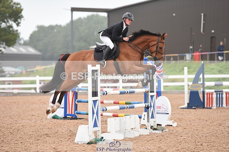 230902A-111850-00562 - Cls 8 1.05m Amateur Quali