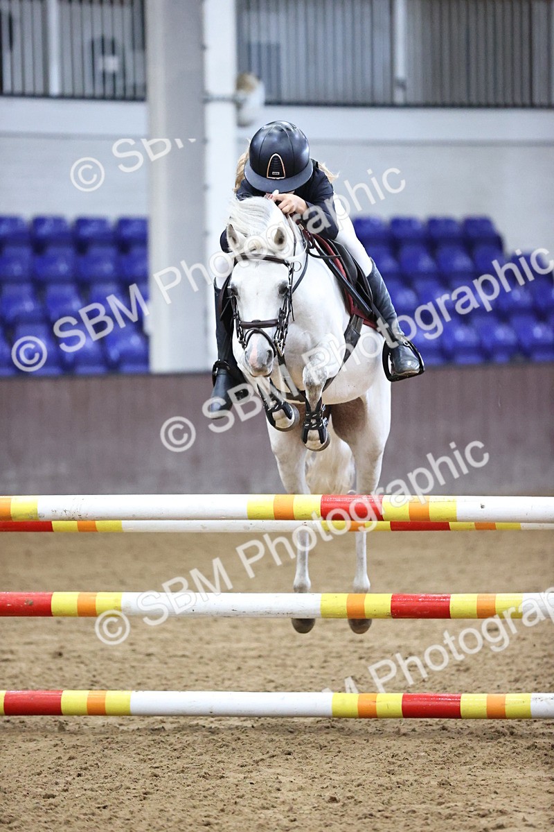SBM_000992 - Class 4 - Springboard 128cm 138cm Restricted Handicap 90cm 1.00m