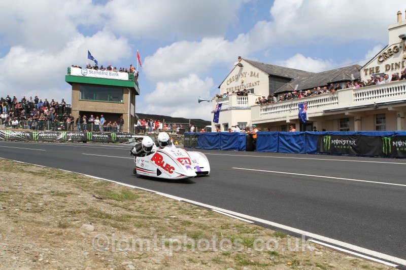 Darren Hope / Paul Bumfrey Kawasaki / ABLEC/BARLOGO - Sure Sidecar Race 1