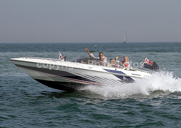 110422 SALLY IMG_4704 - Motorboats - Open