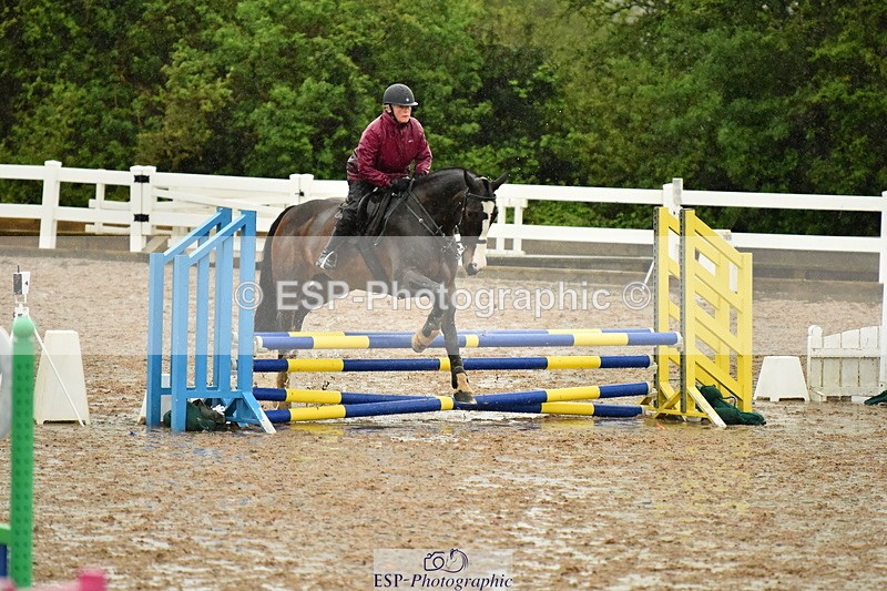 230509A-165542-00170 - 70cm