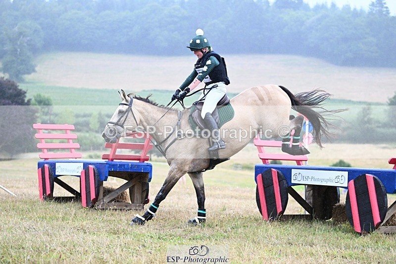 250803A-131008-13588 - M-572-Anaya.Stoneman-DUNTOATEE