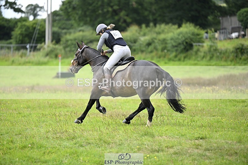 240630-143255-01924 - 829-Nicky_Stevens-Thumbalina