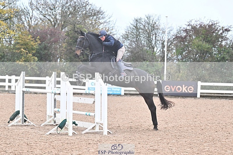 251029-122113-00465 - Newcomers and 1.10m