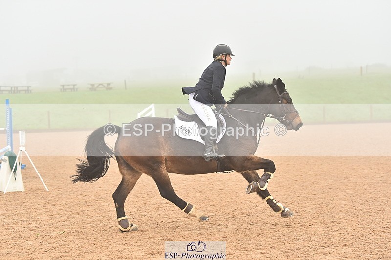 231118A-095520-00923 - Cls 18+19 Club and Schools 70cm