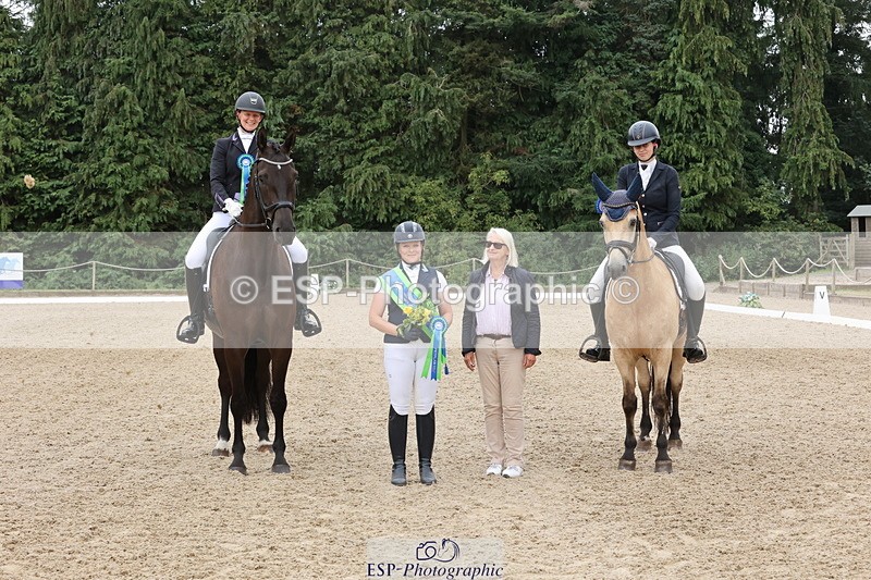 250718A-132406-01495 - Fri Presentations