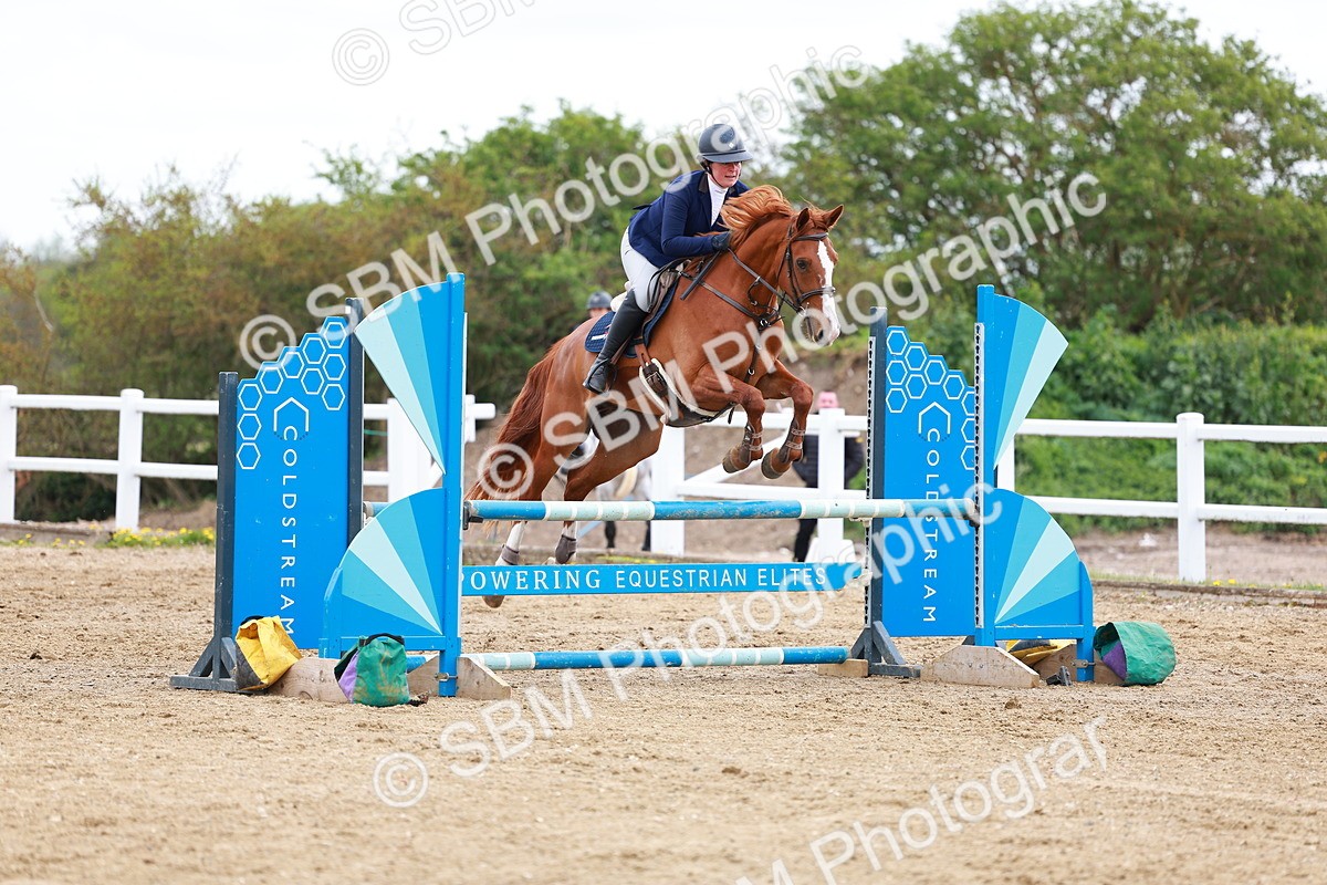 SBM_001975 - class 8 - Senior British Novice - 90cm