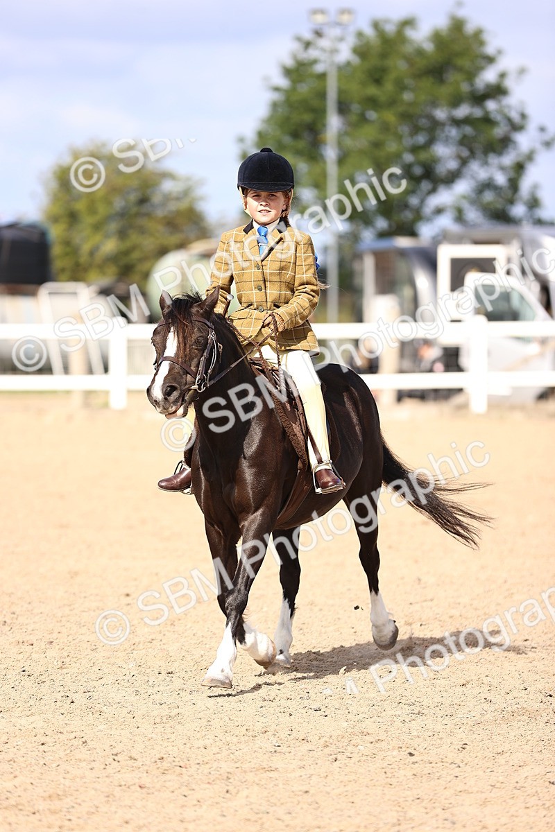 SBM_11603 - Class 408 - Grassroots Ridden - Walk & Trot