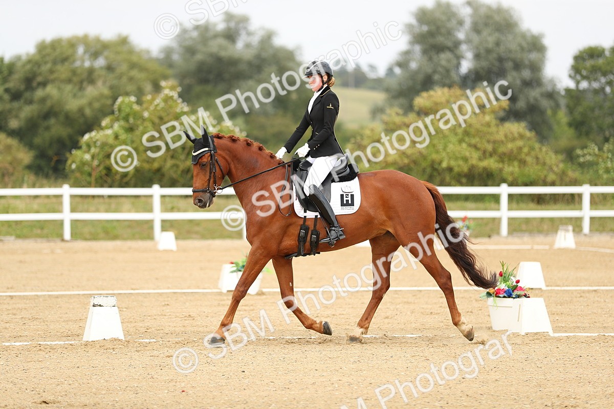 SBM_017602 - Class 13 - Novice 23 - 14.27-15.16