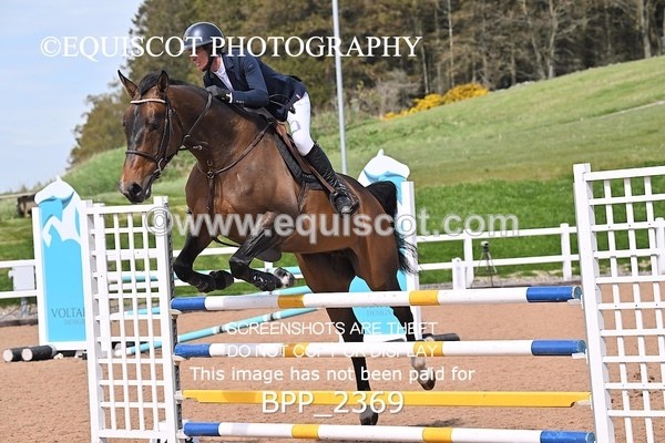 BPP_2369 - CLASS 6 - FRI - Senior Newcomers/1.10m Open