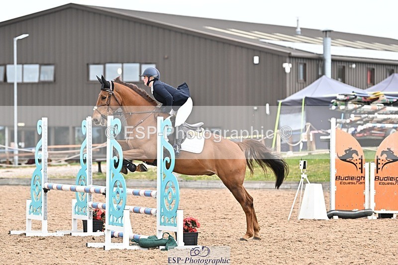 250414-111909-00440 - 90cm Round 1