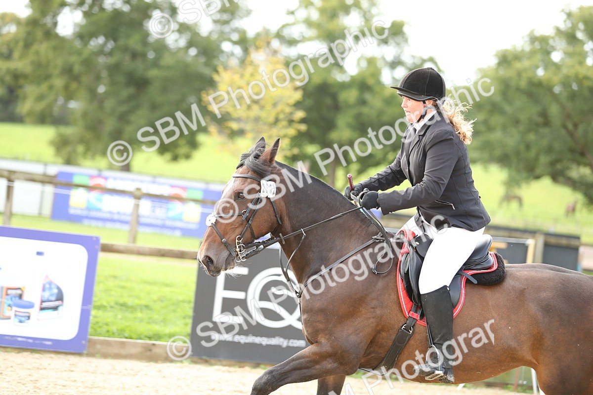 SBM_03129 - J28 - Senior Horse & Pony 60cm Championships