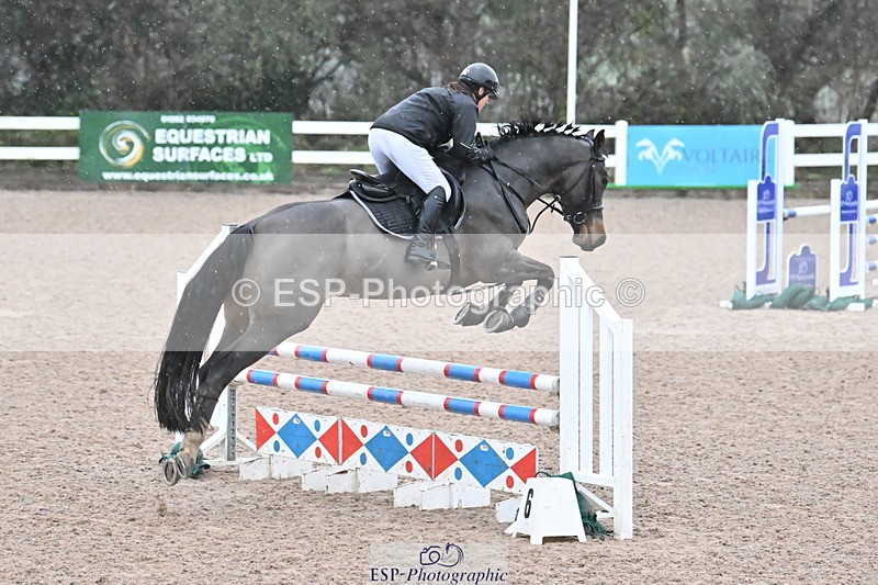 231210A-090628-02036 - Cls 15 British Novice