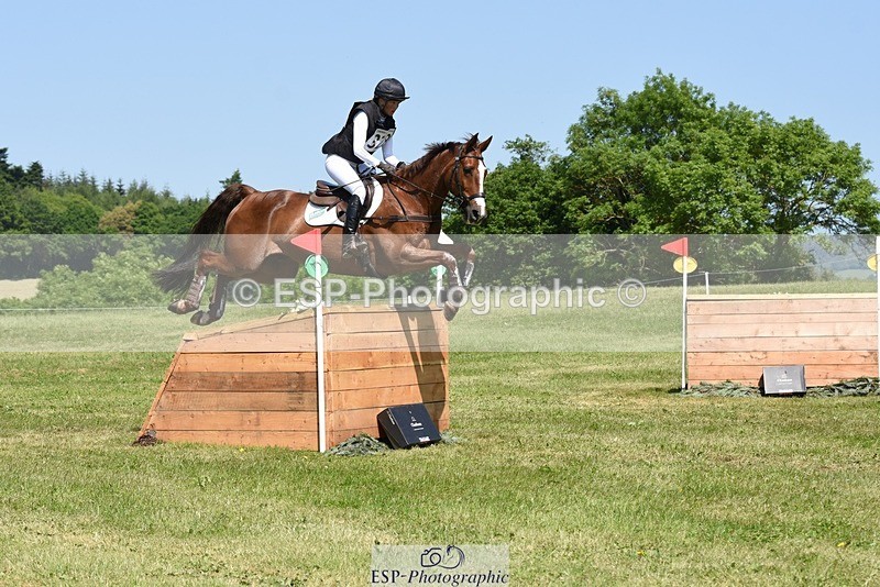 230527-143010-09927 - 328-GREENLOUGH_CROSS-Kelly_Mccarthy-maine-XC