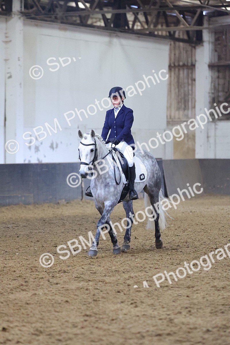 SBM_003031 - Class 9-10 - MQ U21 Open Novice 1