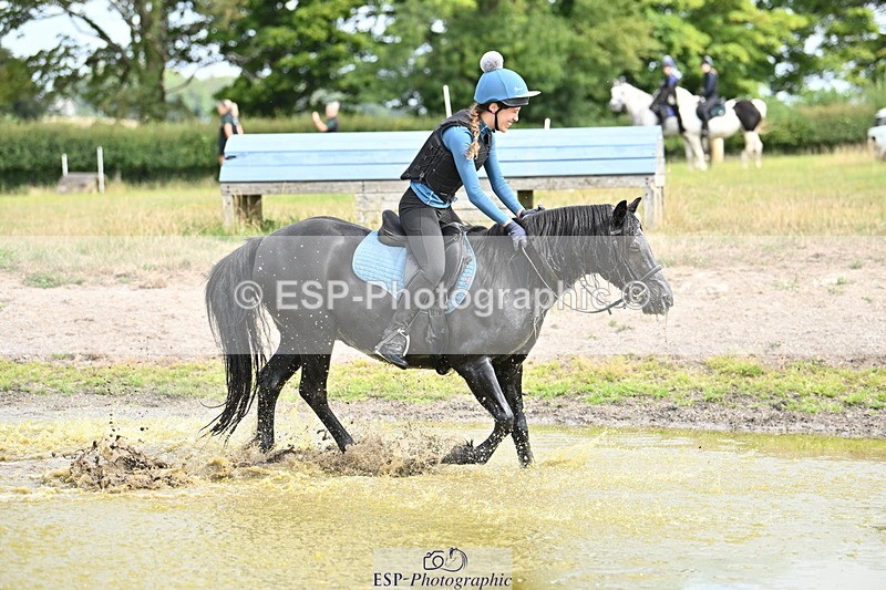 250821B-111547-00239 - Group B - Danielle