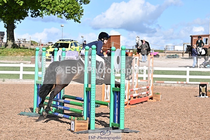 260512-170324-00276 - 70cm Classes