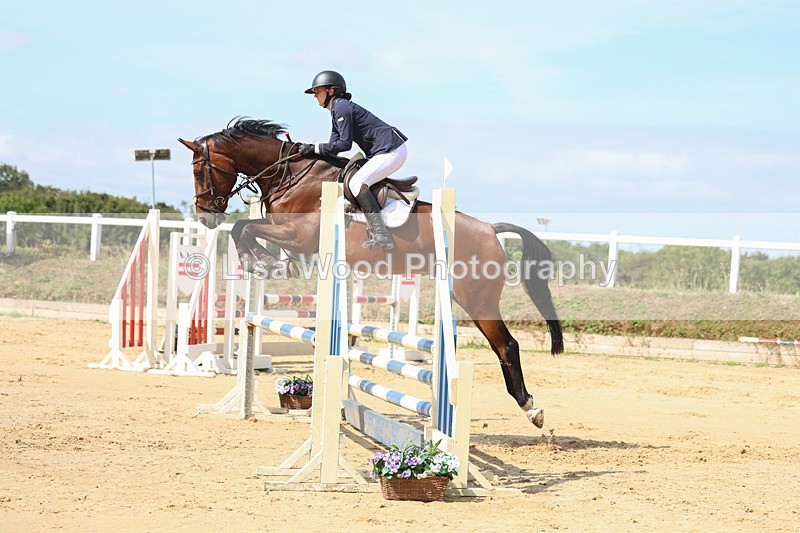 3E7A3559 - Class 4: Senior British Novice/90cm open