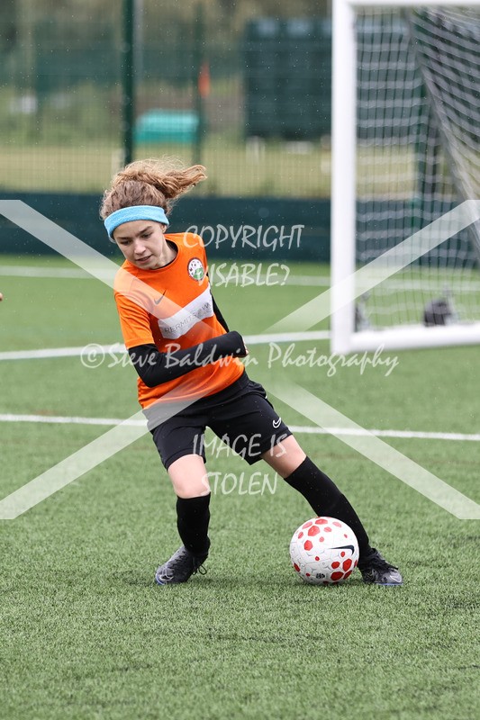 1DX32089 - Sat 6th U12 Girls