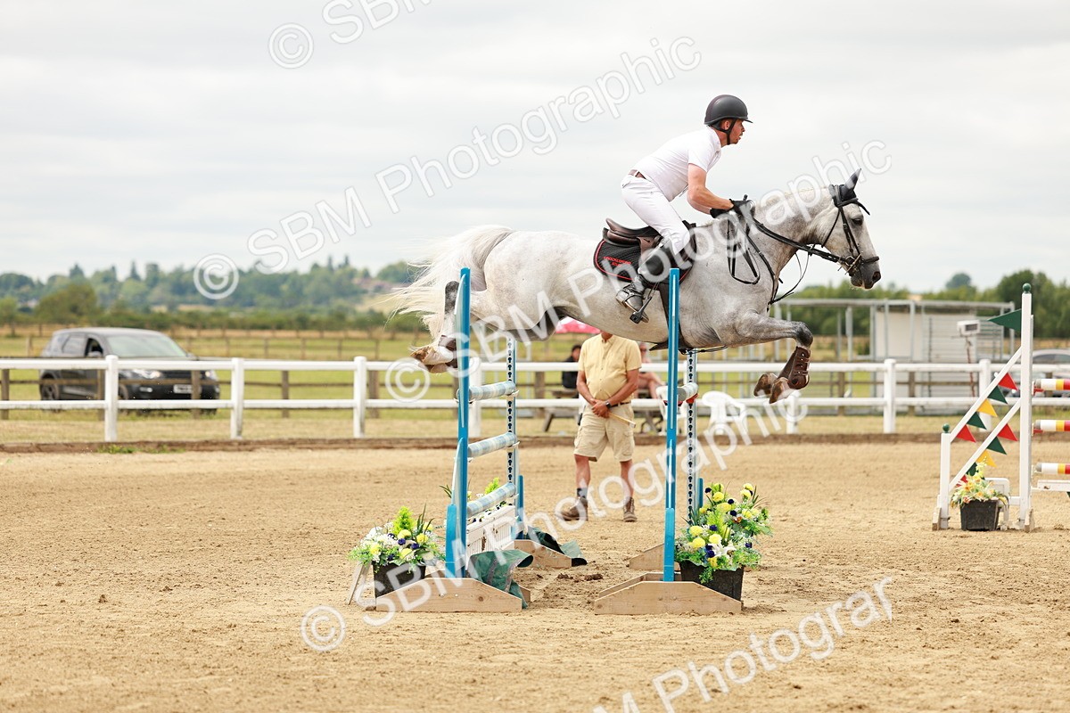 SBM_017546 - Class 21 - Senior Newcomers Championship 2d Rd