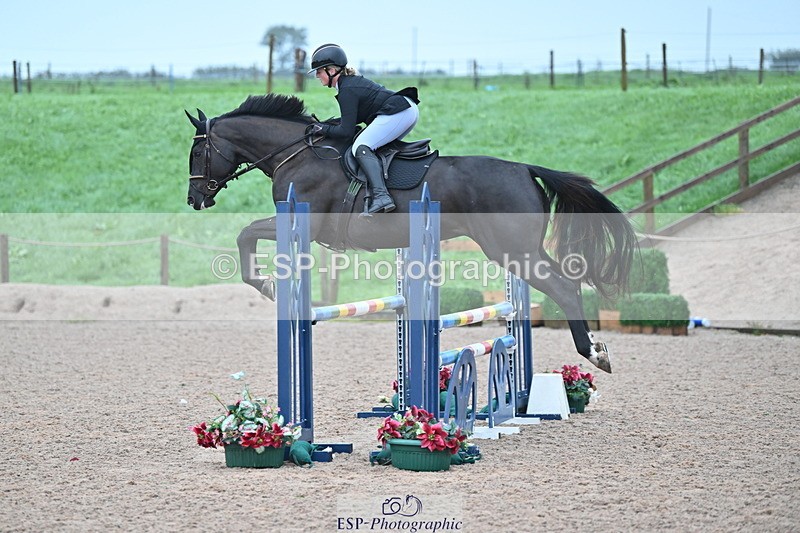 231013A-093101-00923 - Cls 7 Discovery & 1m Open