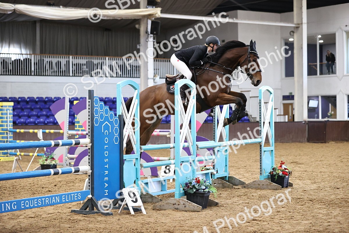 SBM_001709 - Class 4 - Senior Newcomers - 1.10m Open