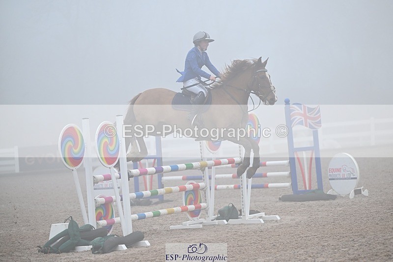 251115-115724-00291 - Cls 9 Pony Newcomers and 1m Open