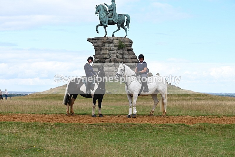 DSC_8599 - Time at Statue 13:52 to 14:33