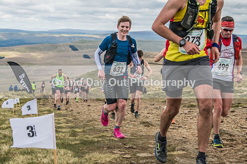 3 Peaks-417 - The 3 Peaks Race Saturday 27th April 2024