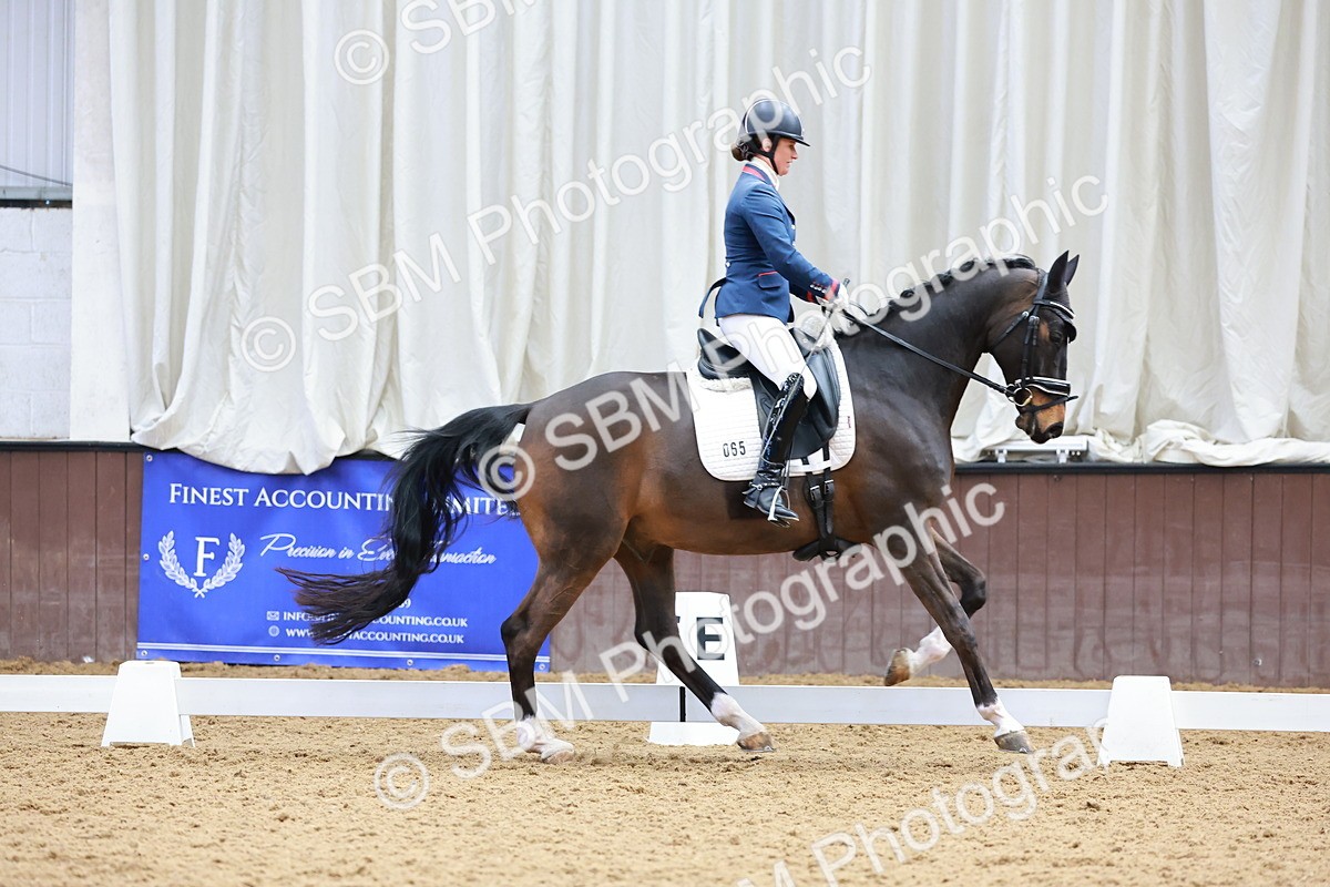 0B8A4494 - Class 7 - E4