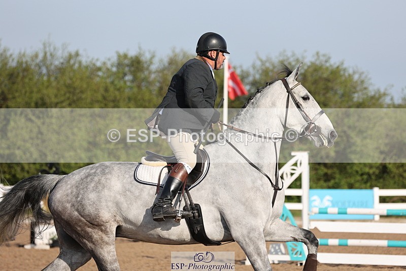 240510A-081424-04139 - Cls 13 British Novice and 90cm Open