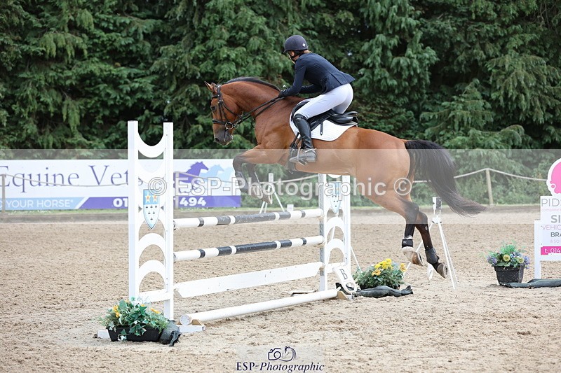 250705A-163919-16140 - Cls 37 1.05m Amateur Quali